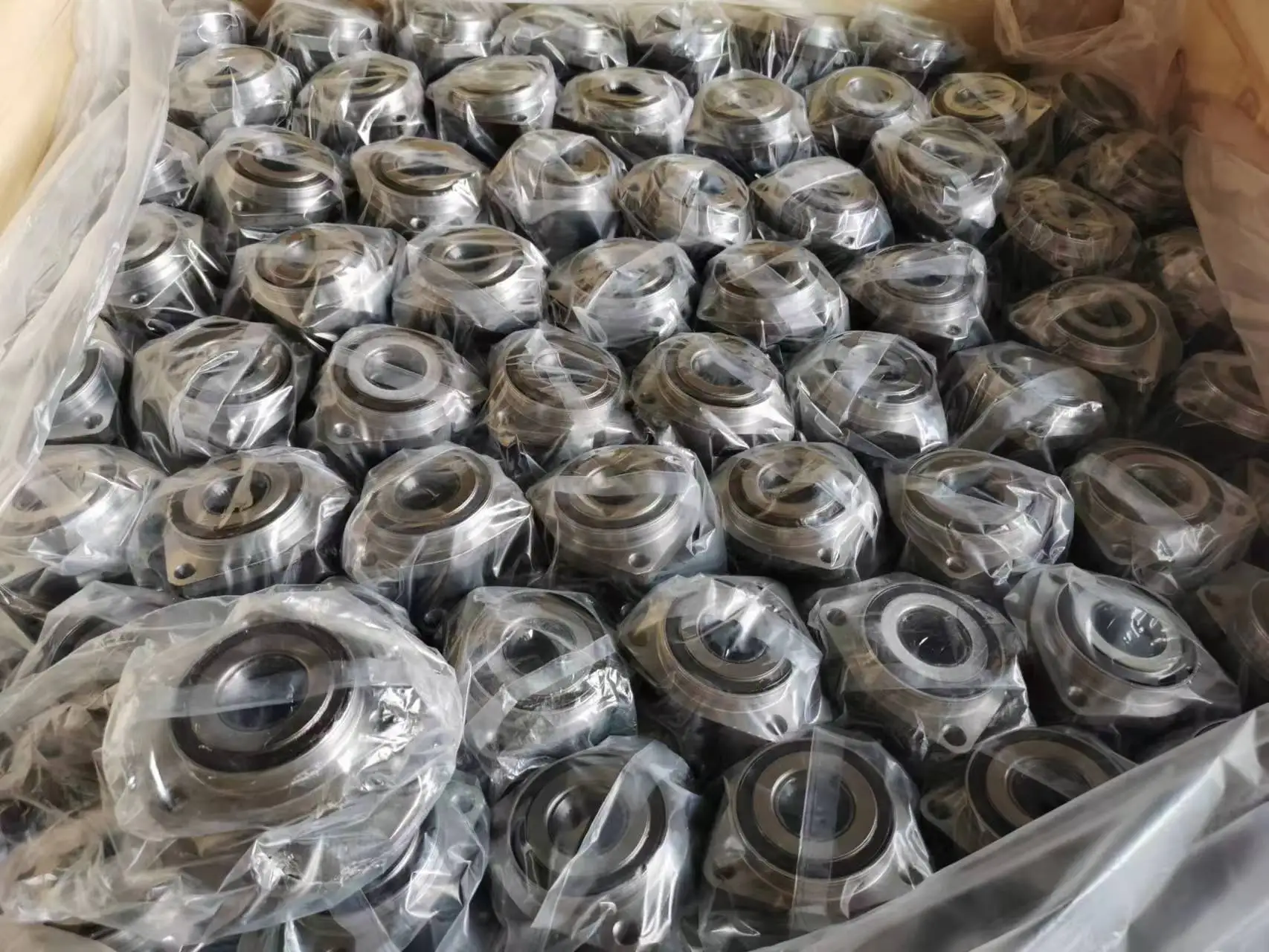 Chinese car parts auto bearings front wheel bearing for MG I5/I6 MGgt MG5/MG6 10124926 10509500